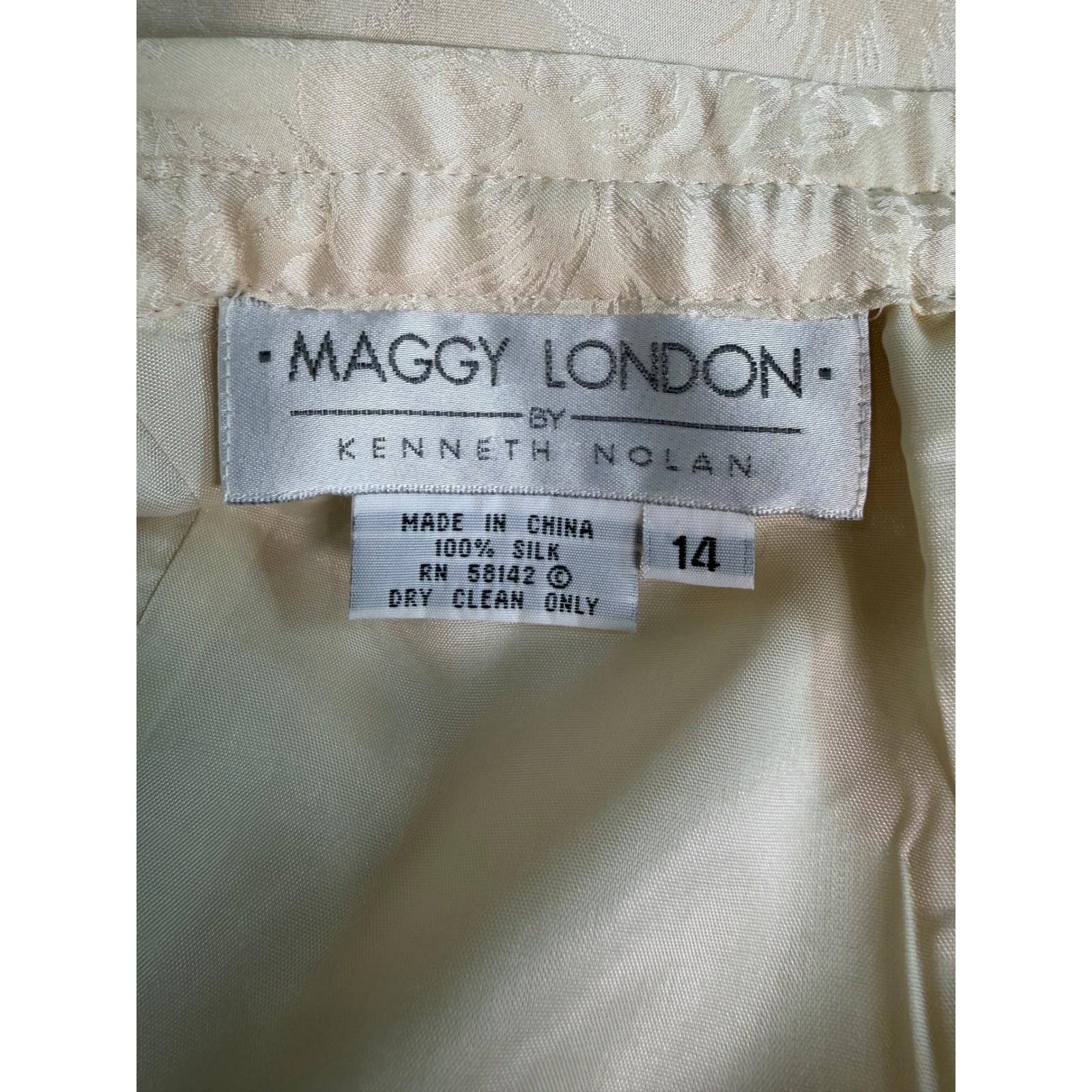 Vintage Maggy London Kenneth Nolan 100% Silk Floral Jacquard Pencil Skirt 14tag