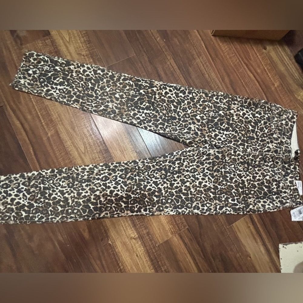 Volcom high rise super toned skinny cheetah animal print 28×30 button fly pants
