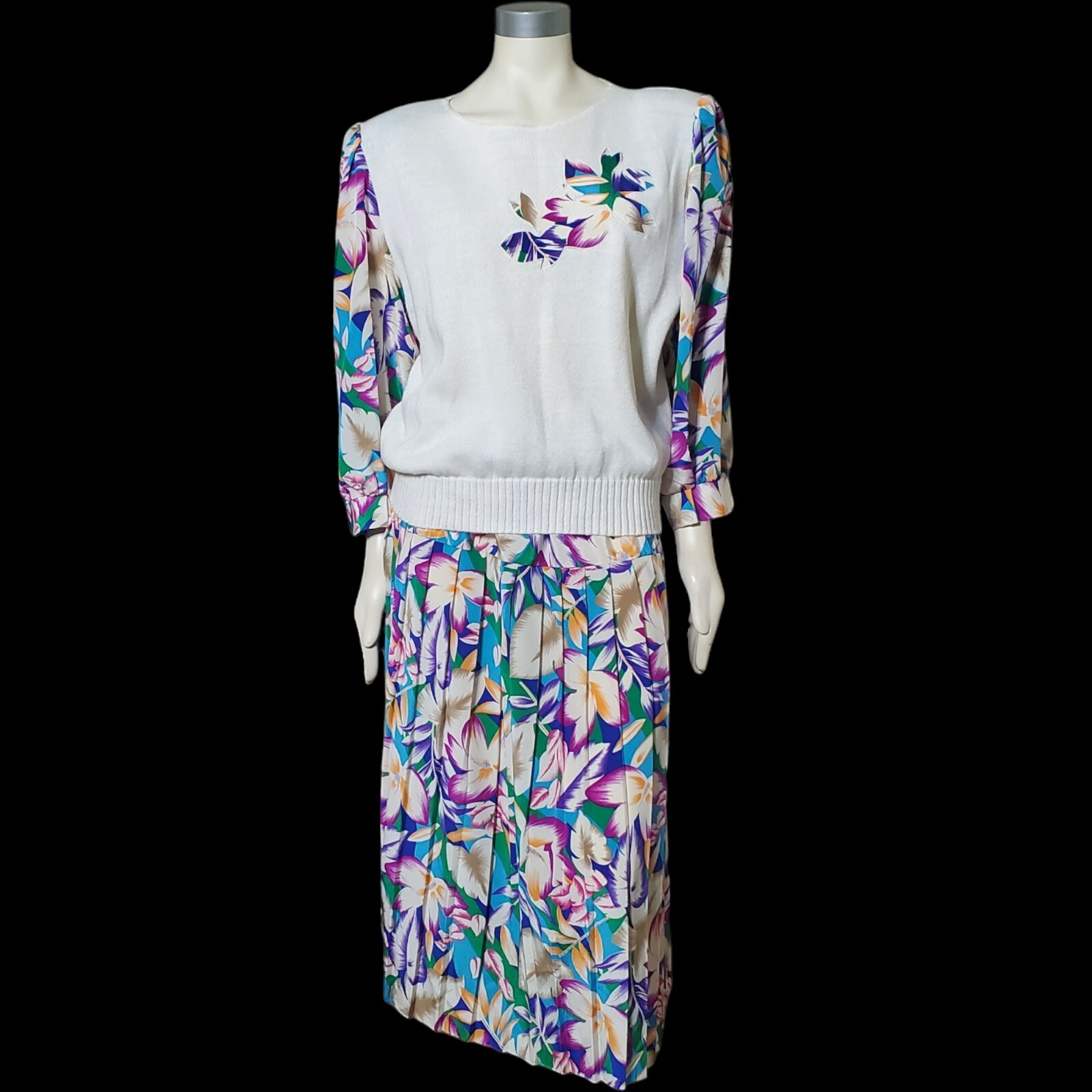 Vintage Green Pink Floral Pleated Skirt Suit Long Sleeve Top Size 1X (No Tags)