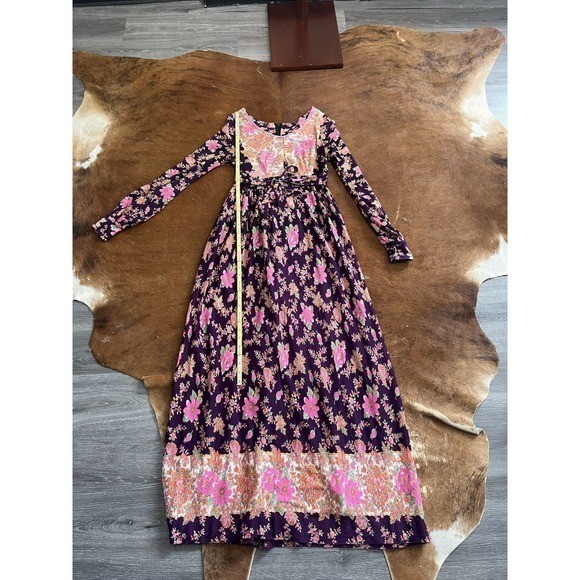 This is Yours San Francisco Vintage 70s Floral Maxi Dress