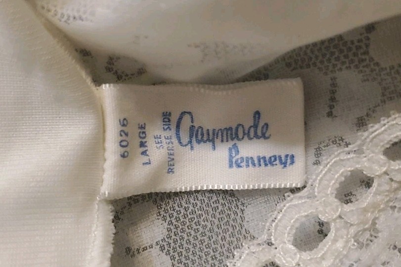 Vintage Penneys Gaymode Short Sleeve White Floral Long Night Gown Large *FLAWS