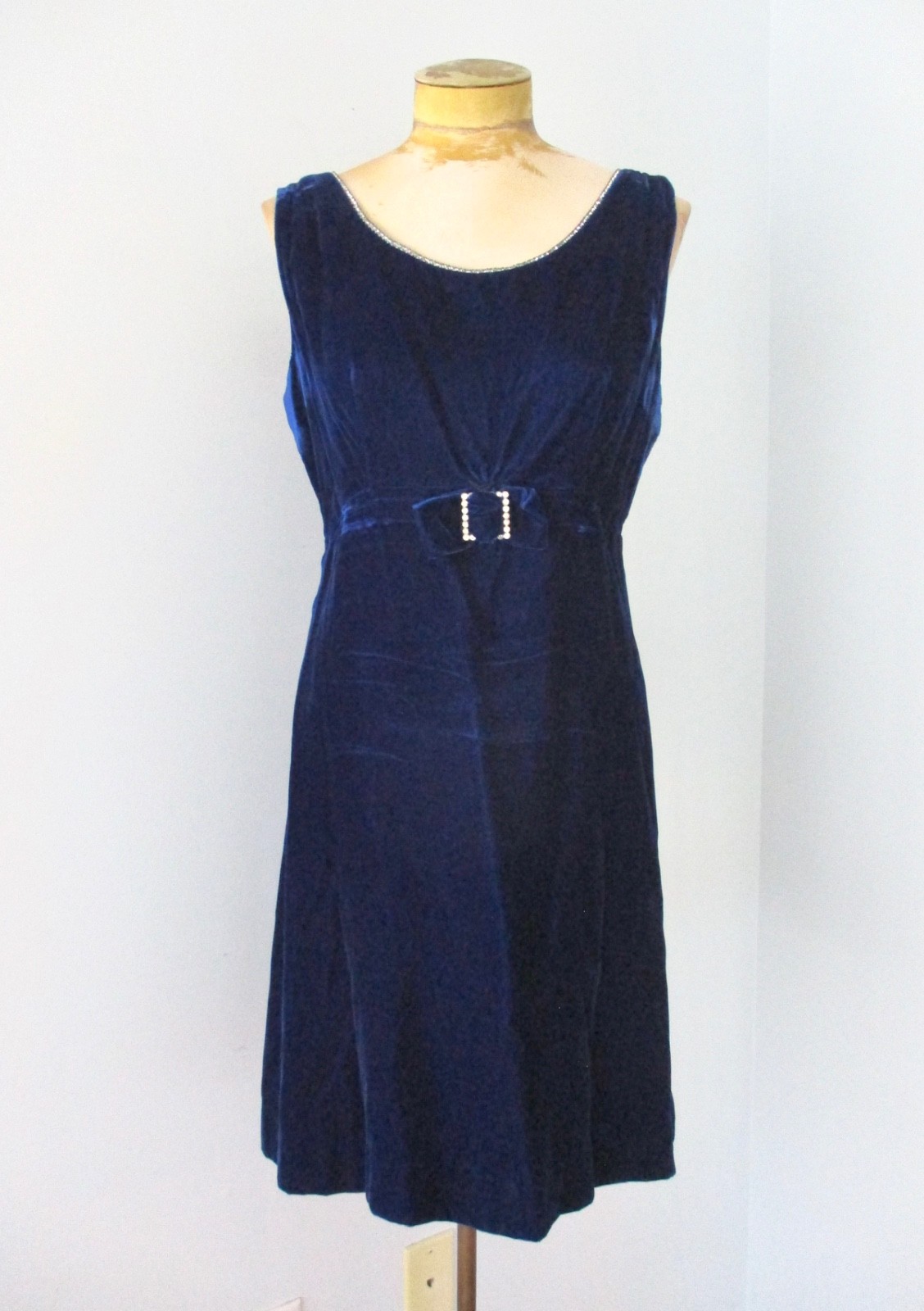 Vtg 60s Mod Midnight Blue Velvet Empire Waist Dress Rhinestone Neckline Bow M