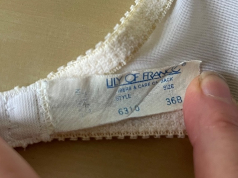 VINTAGE LILY OF FRANCE 6310 WHITE LACE BALCONETTE UNDERWIRE BRA SIZE 36B