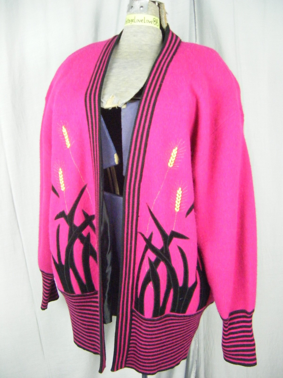 Vtg 80s Fuchsia Pink Black Wool Blend Willow Beads Oversized Sweater-Bust 46/L