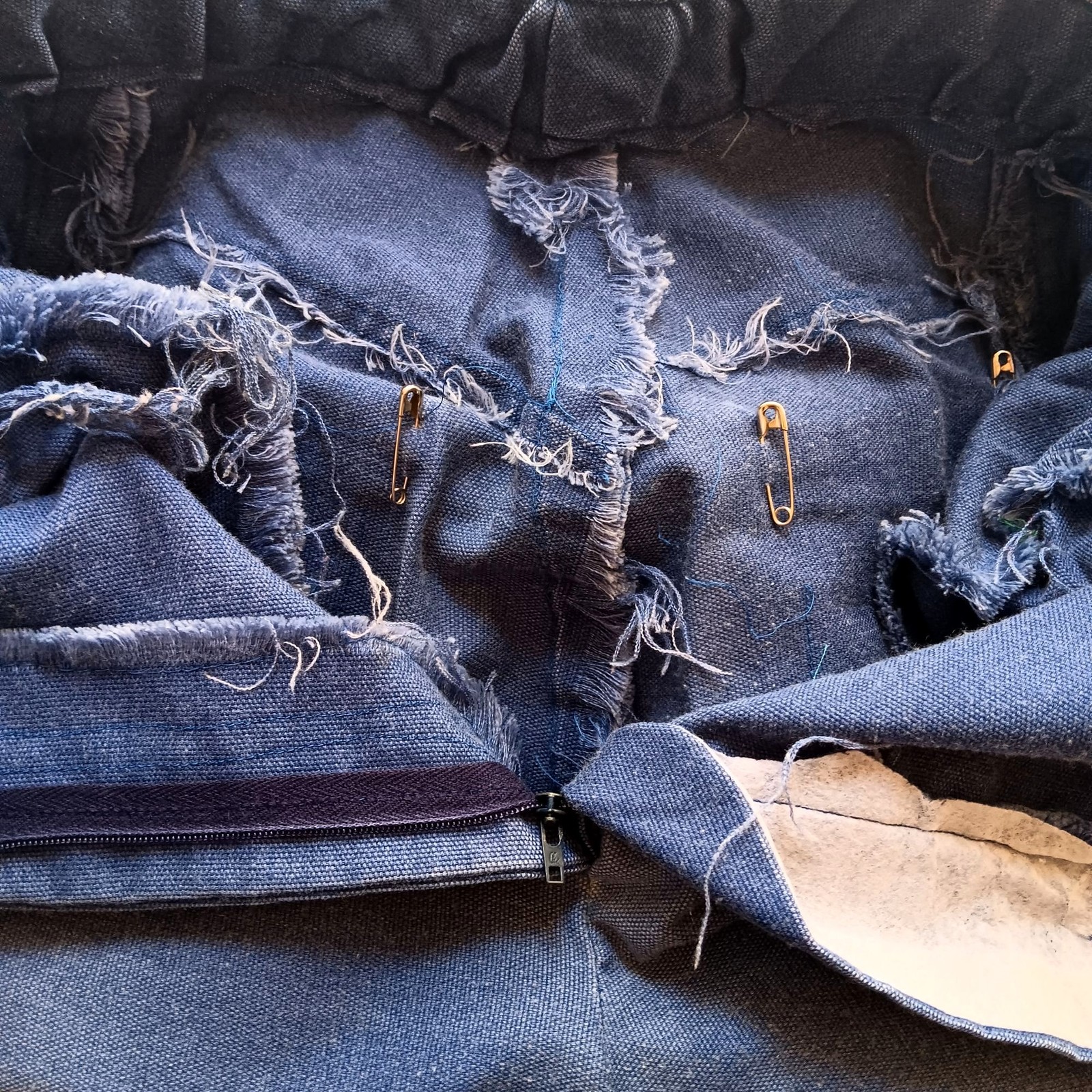 True Vintage Bellbottom Jeans 27×30 1970’s Handmade Hippy Distressed Faded USA