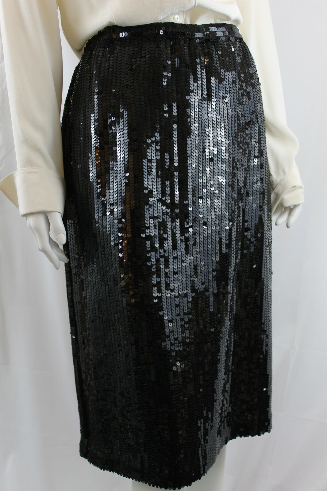 Dayton’s Oval Room – vintage below knee – sequin skirt – sz -medium