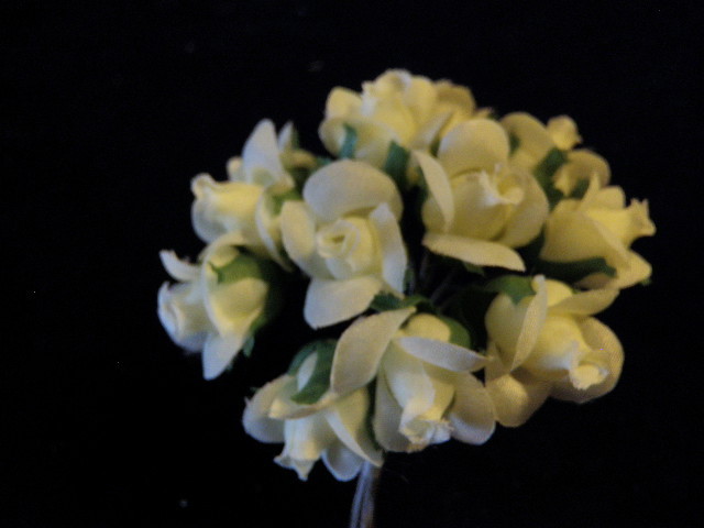 Vintage Millinery Flower 3/4″ Rose Yellow 12pc Lot for Hat Wedding + Hair C26