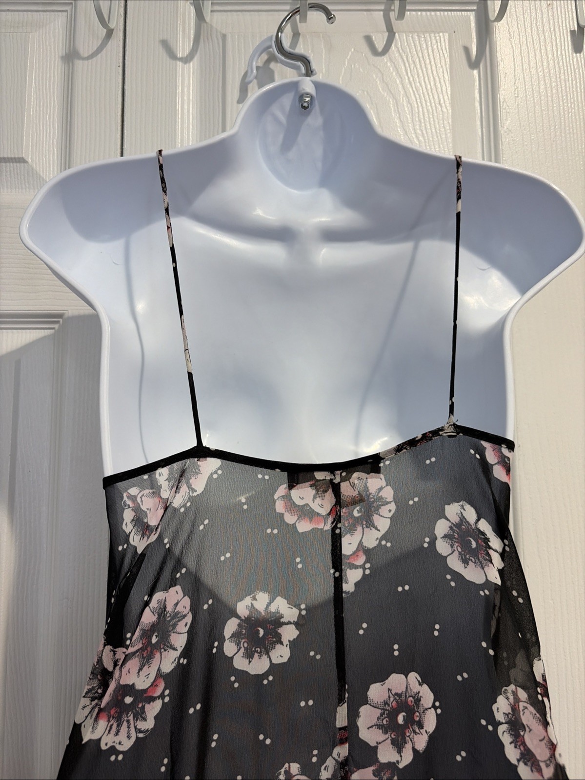 Prima Donna Black Floral with Ivory Lace Trim Long Nightgown Size M