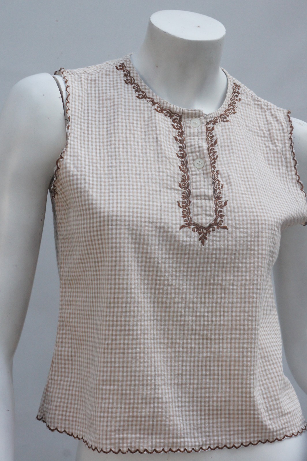 Vintage 90s 50s Style Embroidered Brown and White Gingham Top Sleeveless Blouse
