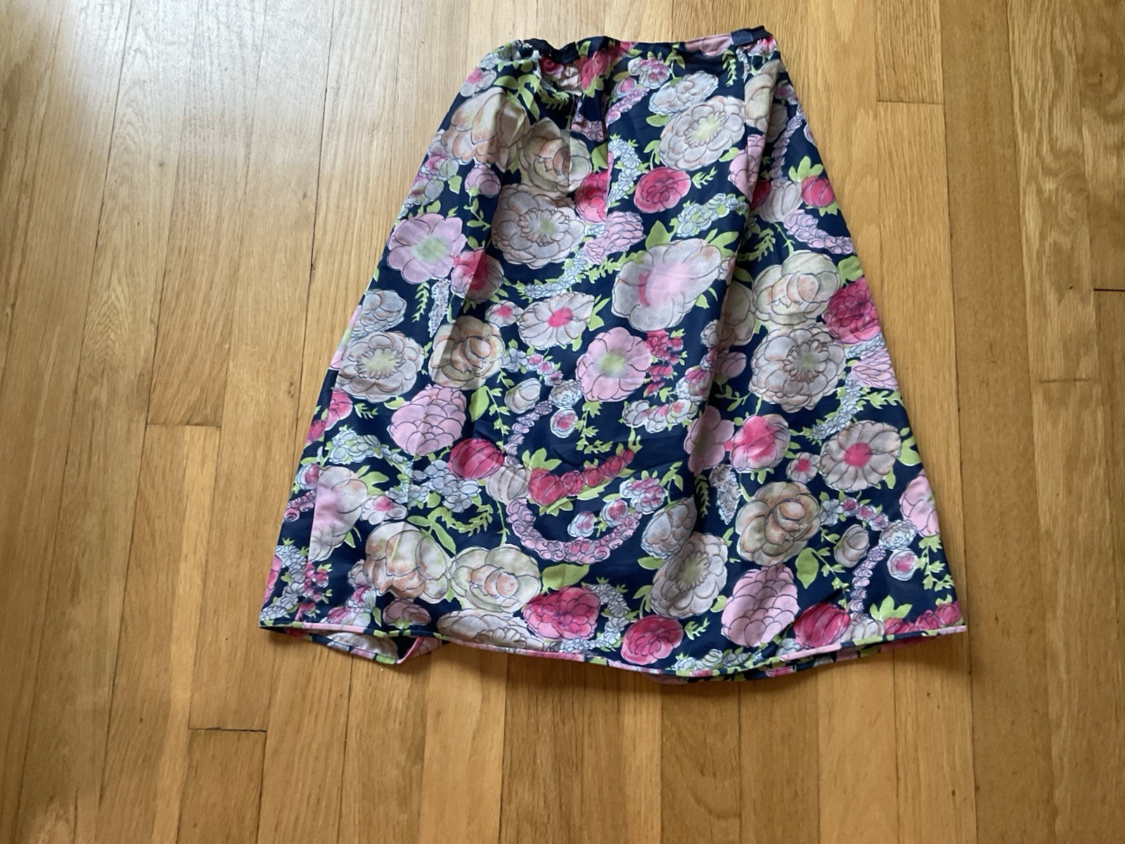 Vintage Vassarette Hollywood Nylon Half slip S Floral Print USA