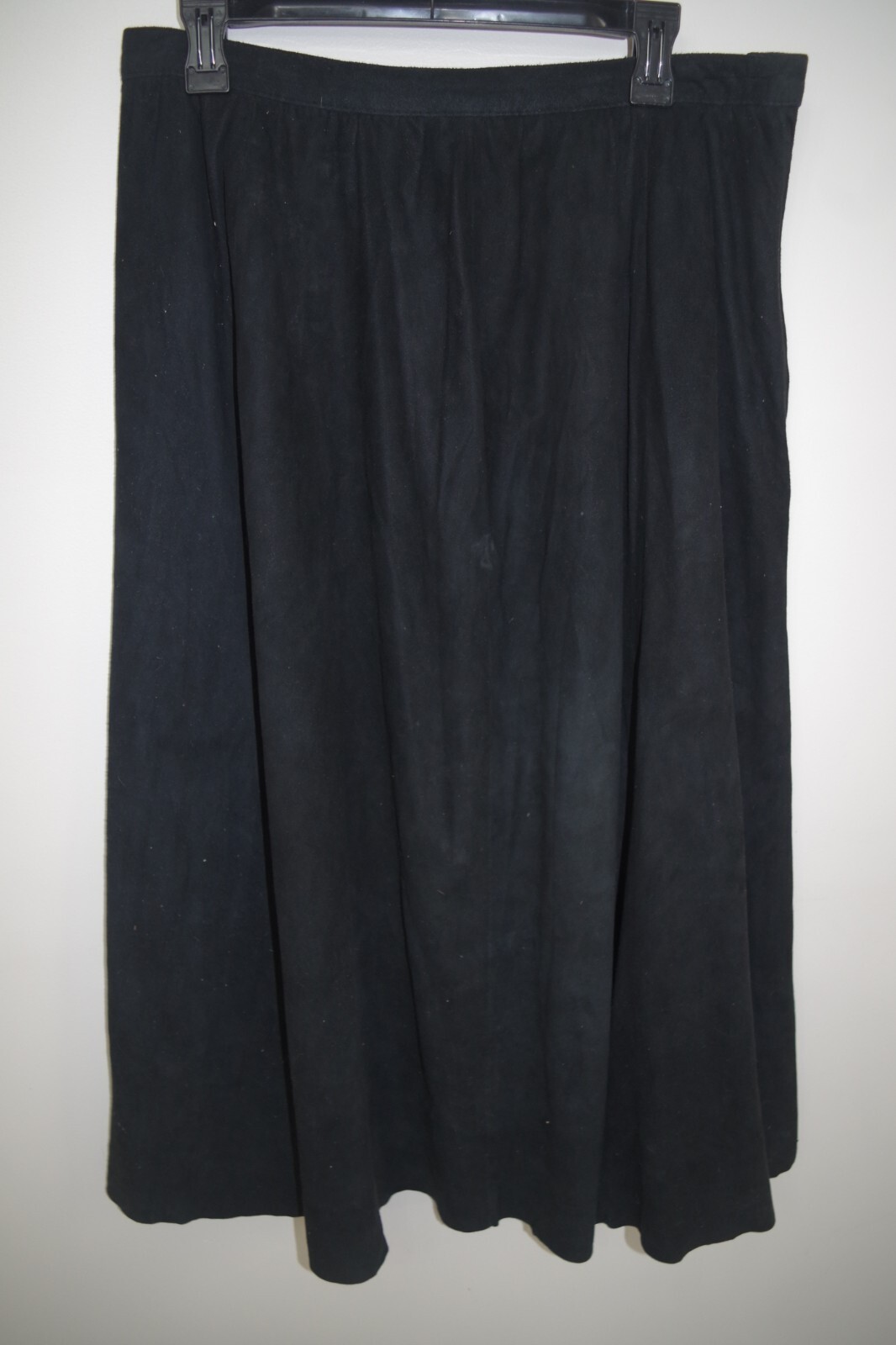 C11 VIVIENNE TAM Black Soft Suede Leather Flared Mid Length Skirt 16 Lined