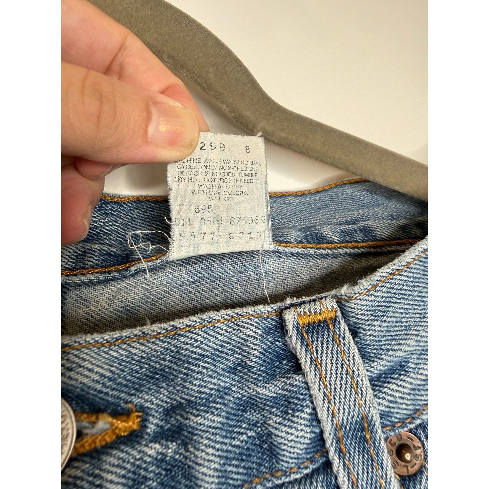Vintage Levis 577 Lower Rise Loose Fit Jeans 12M Made In USA 2001 Y2K Denim