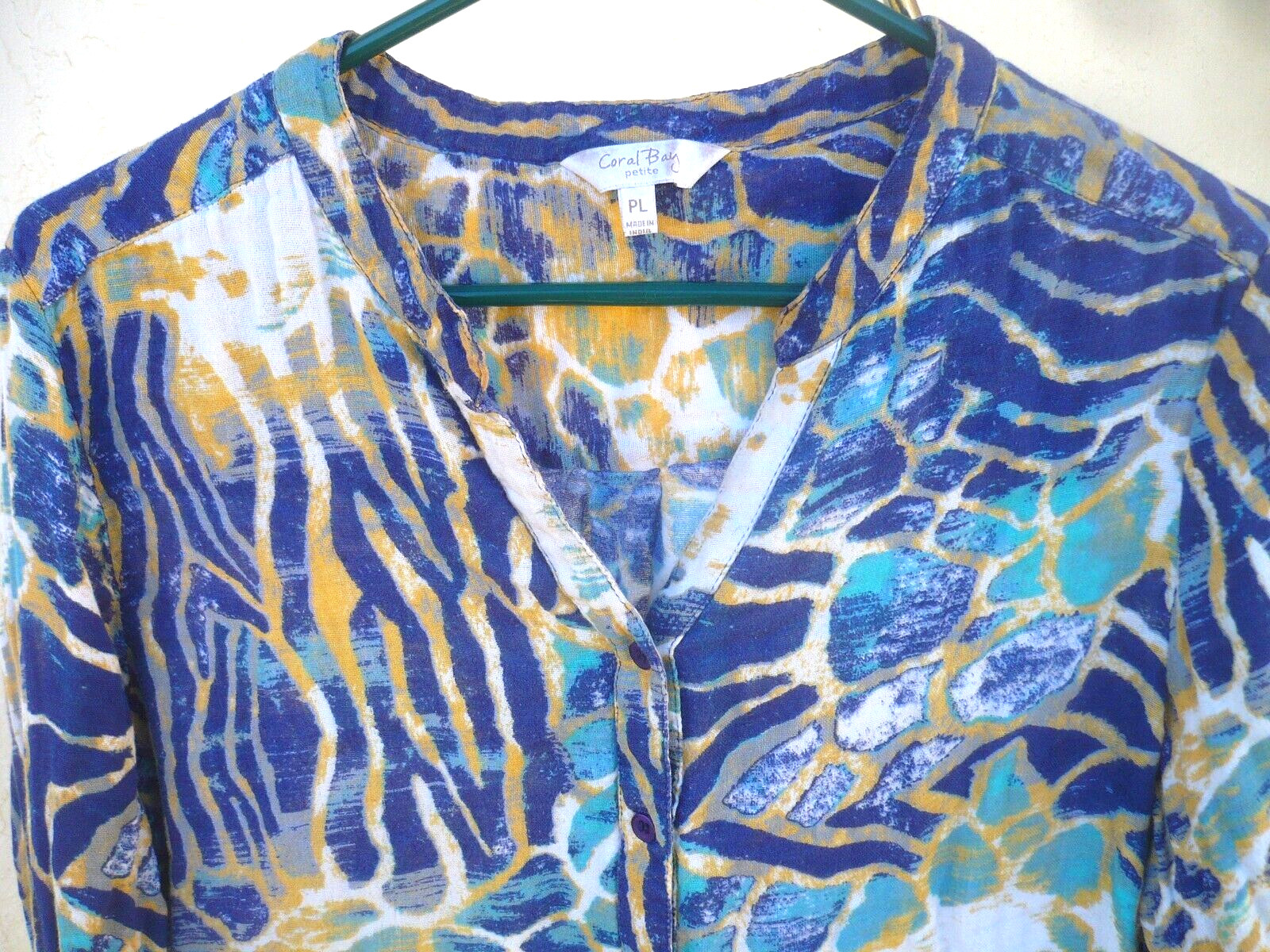 VTG 90S CORAL BAY PETITE L COTTON ANIMAL TIGER PRINT TEAL BLUE BUTTON UP BLOUSE