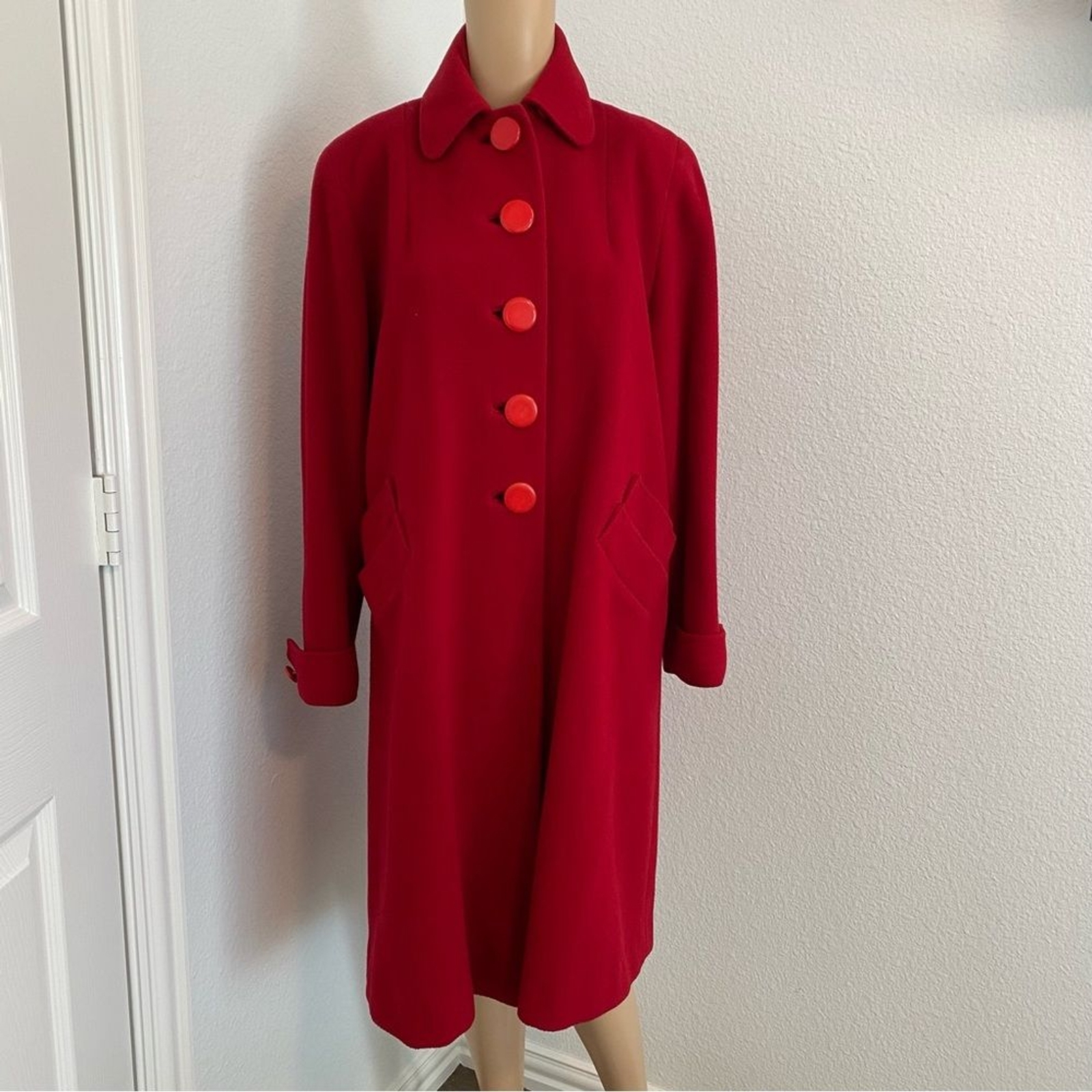 Carnahan’s Red Vintage Coat Long 5 Button Pockets Deerhead Chinchilla Wool SZ L