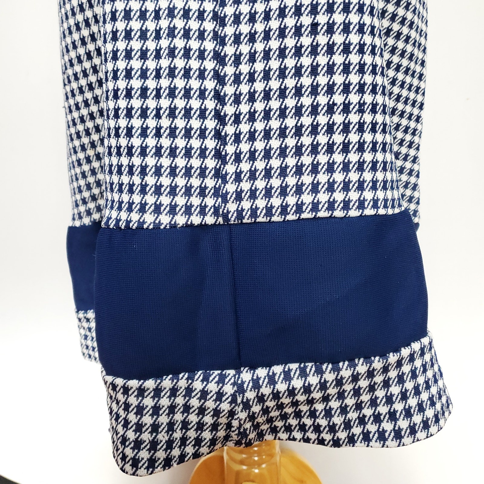 Vintage 1970s Retro BlueWhite Geometric Print Shift Shirt Dress Short Sleeve M