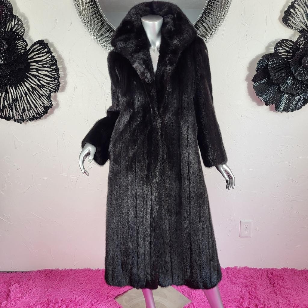 PARISIAN FURS~M/L~STUNNING VINTAGE BLACK GENUINE REAL FULL LENGTH MINK FUR COAT