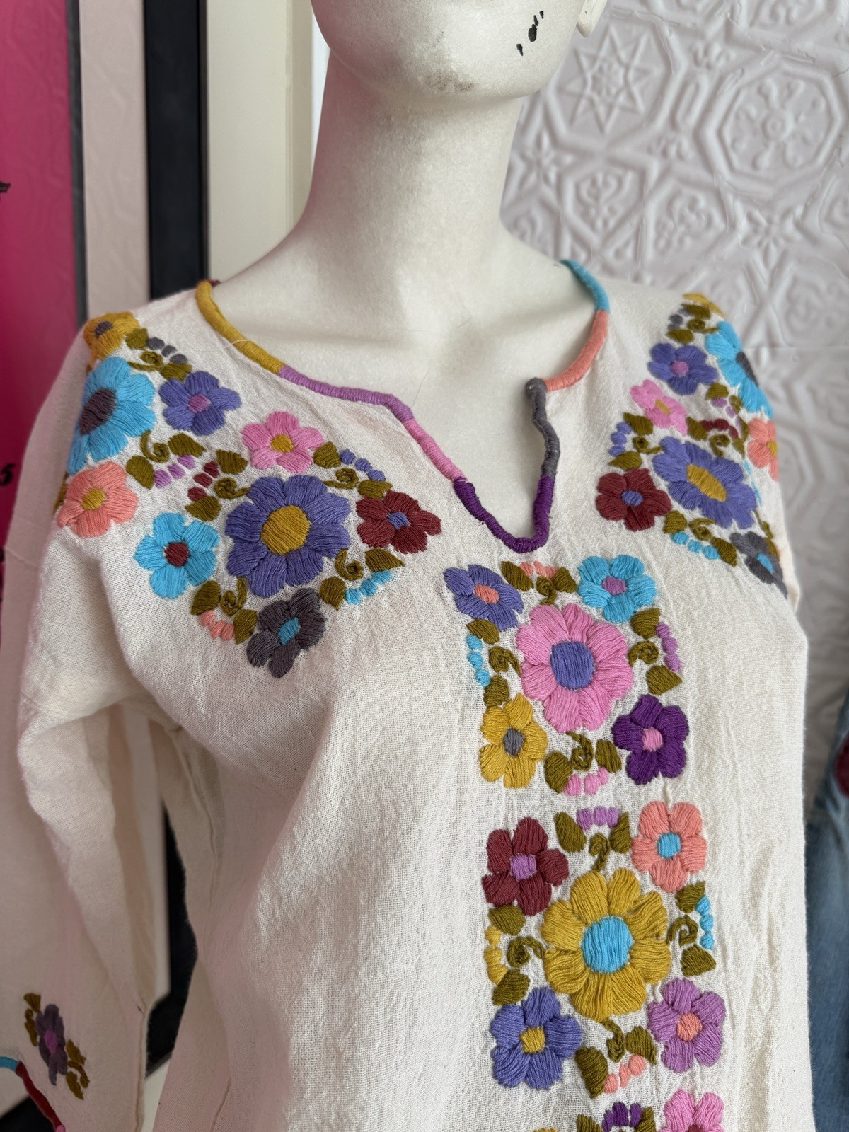 bohemian hand embroidered natural hippie top-vintage 1970s late 1960s floral