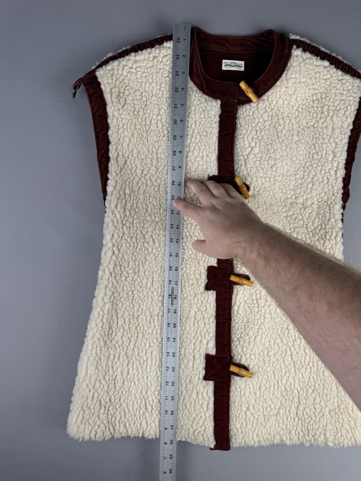 70s VINTAGE Levi’s Reversible Sherpa Rockabilly Vest Size Small Made in USA RARE