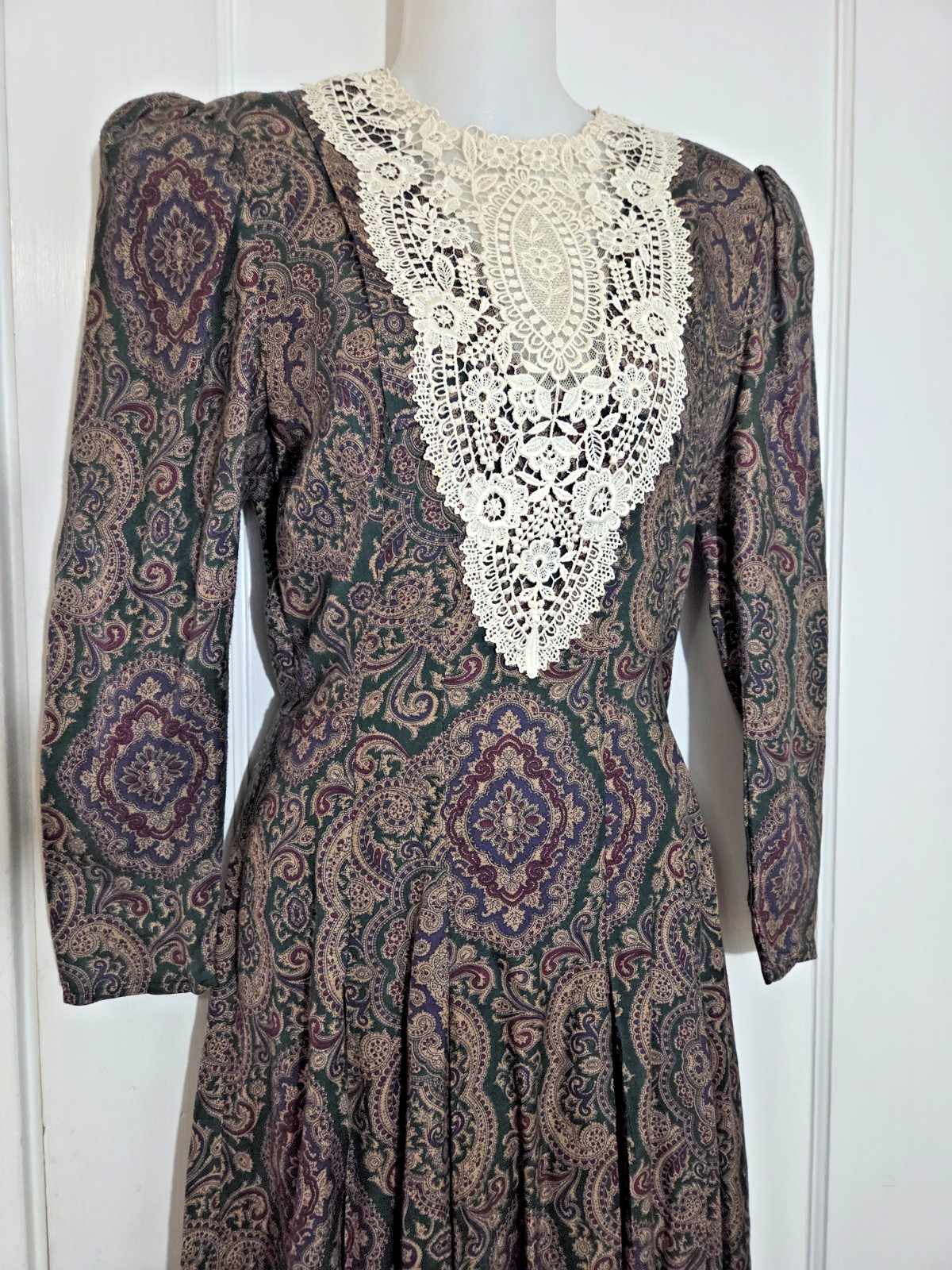 Vintage SCOTT McCLINTOCK Floral Midi Dress Lace Bib Victorian Cottagecore Size 4