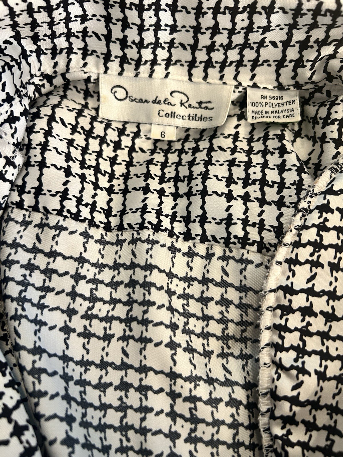 Vtg 90’s Oscar De La Renta Collectibles Black & White Houndstooth Blouse Sz 6