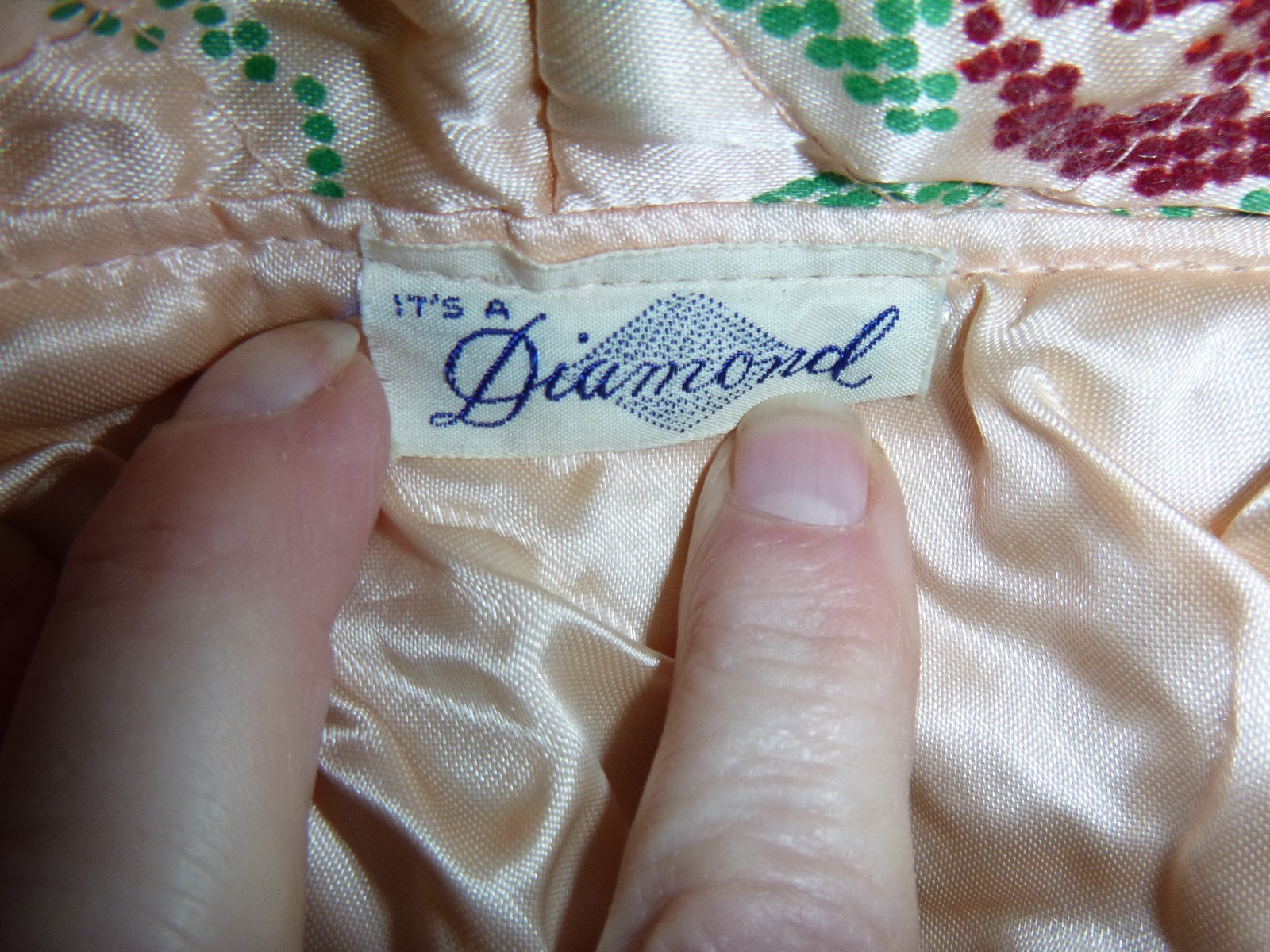 Vtg 1940s Dressing Gown / Robe Peach Quilted Satin FLOCKED Roses Wrap Style Sz M