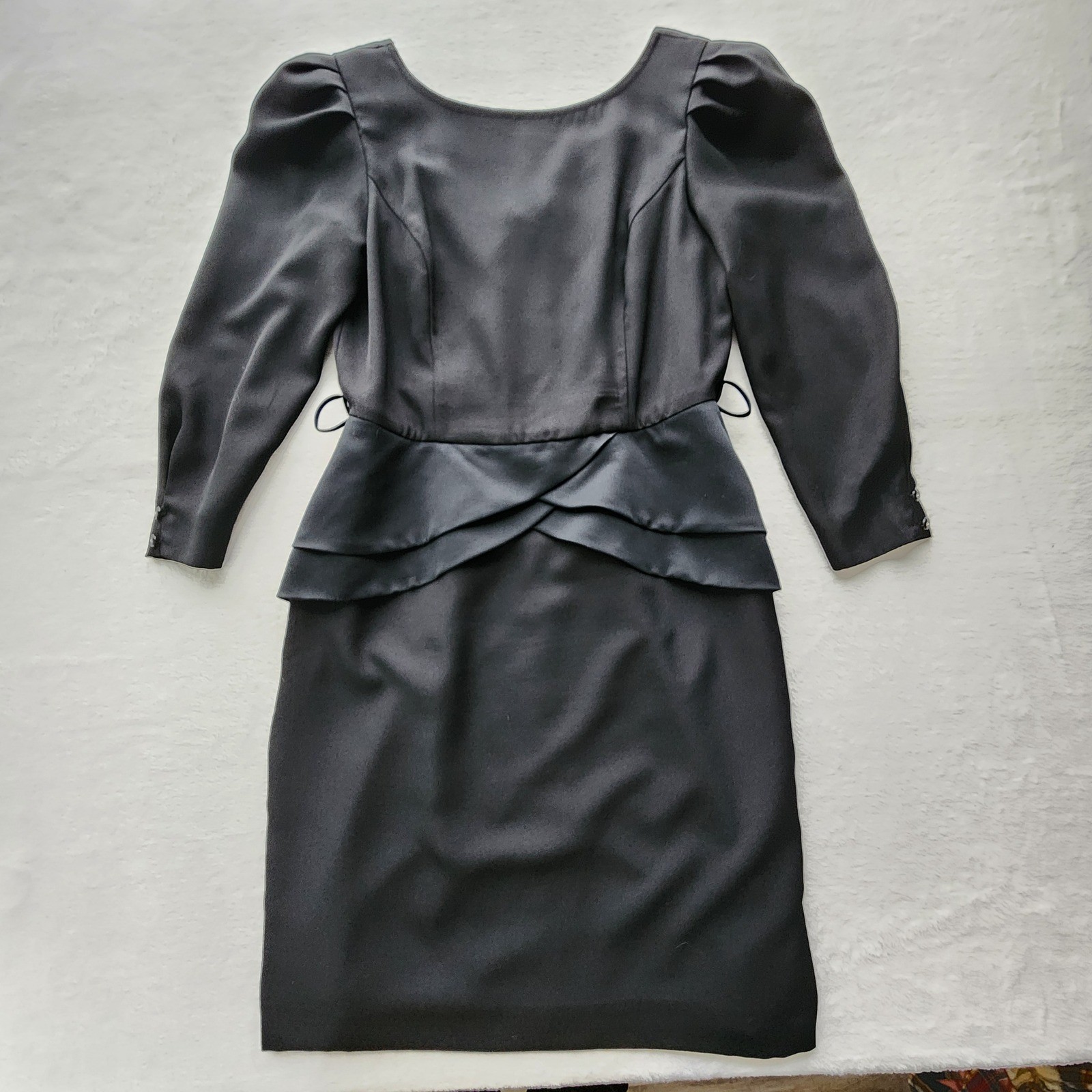 Vtg Demaro Sheath Dress Womens 15-16 P Black Puff Sleeve Peplum Ruffle Modest