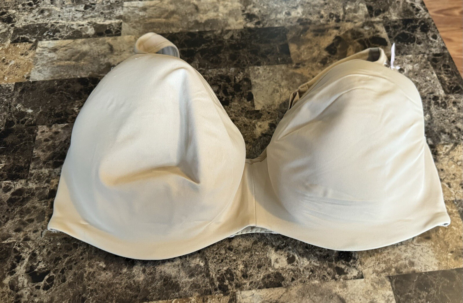 VINTAGE CACIQUE BALCONETTE SMOOTH BRA! 42F. BEIGE NEW!