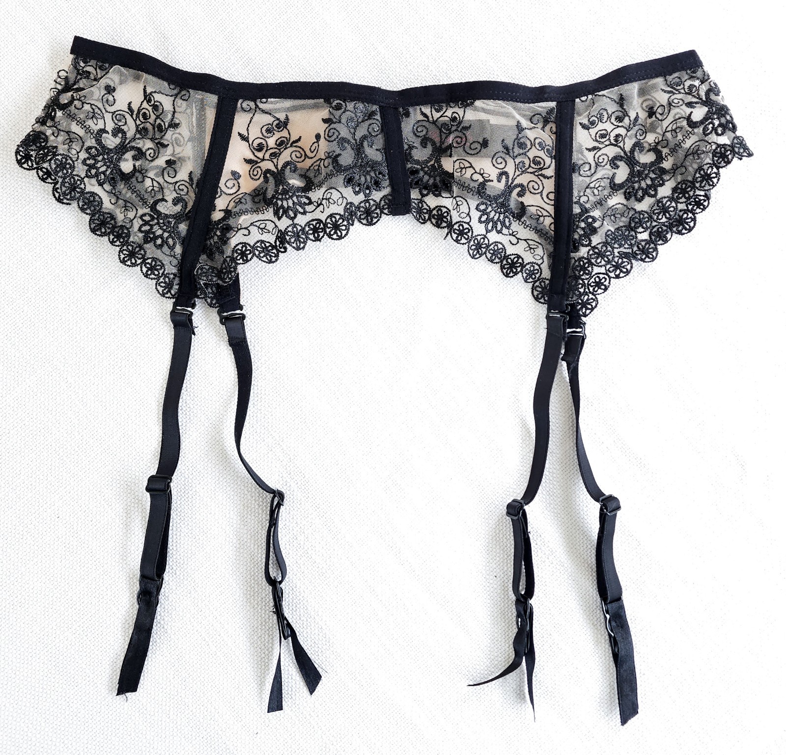 Vtg Fredricks of Hollywood Garter Belt L Black Lace 4 Strap Whimsy Goth Fairy