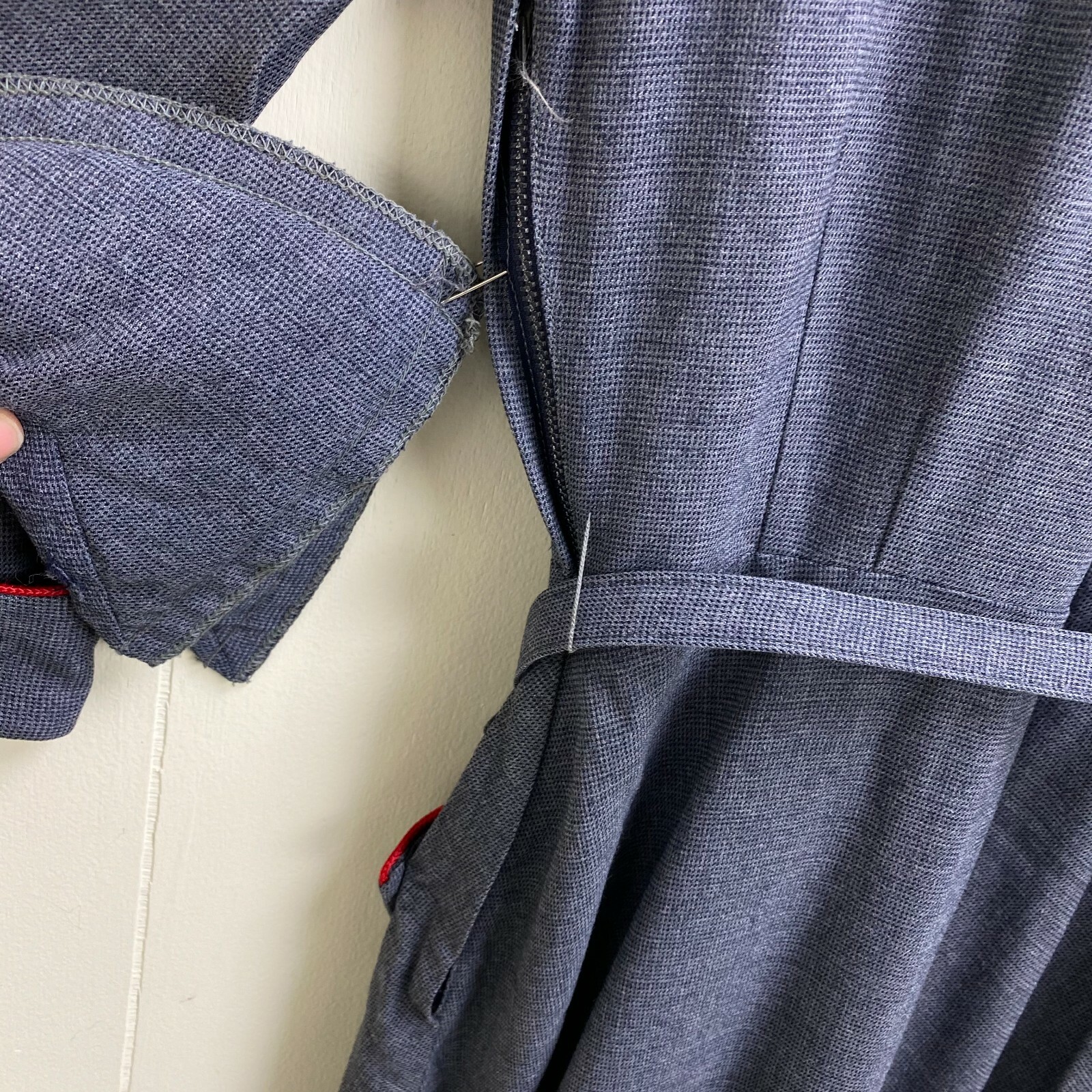 Vintage 40s 50s Paul Sachs Bluish Gray Dress w/ Red Trim Belted Pockets Size 6