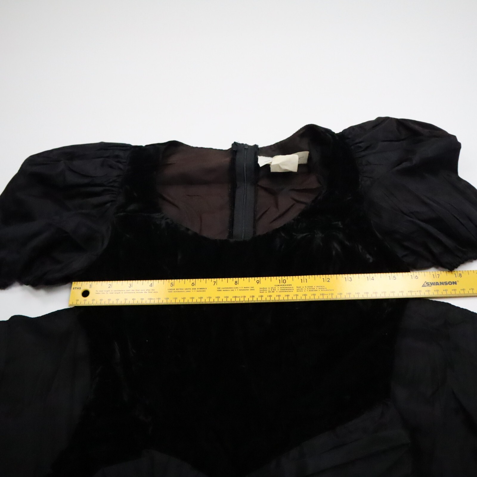 Roberta California Women’s 5/6 Vintage 80s Black Velvet Puff Sleeve Prom Dress