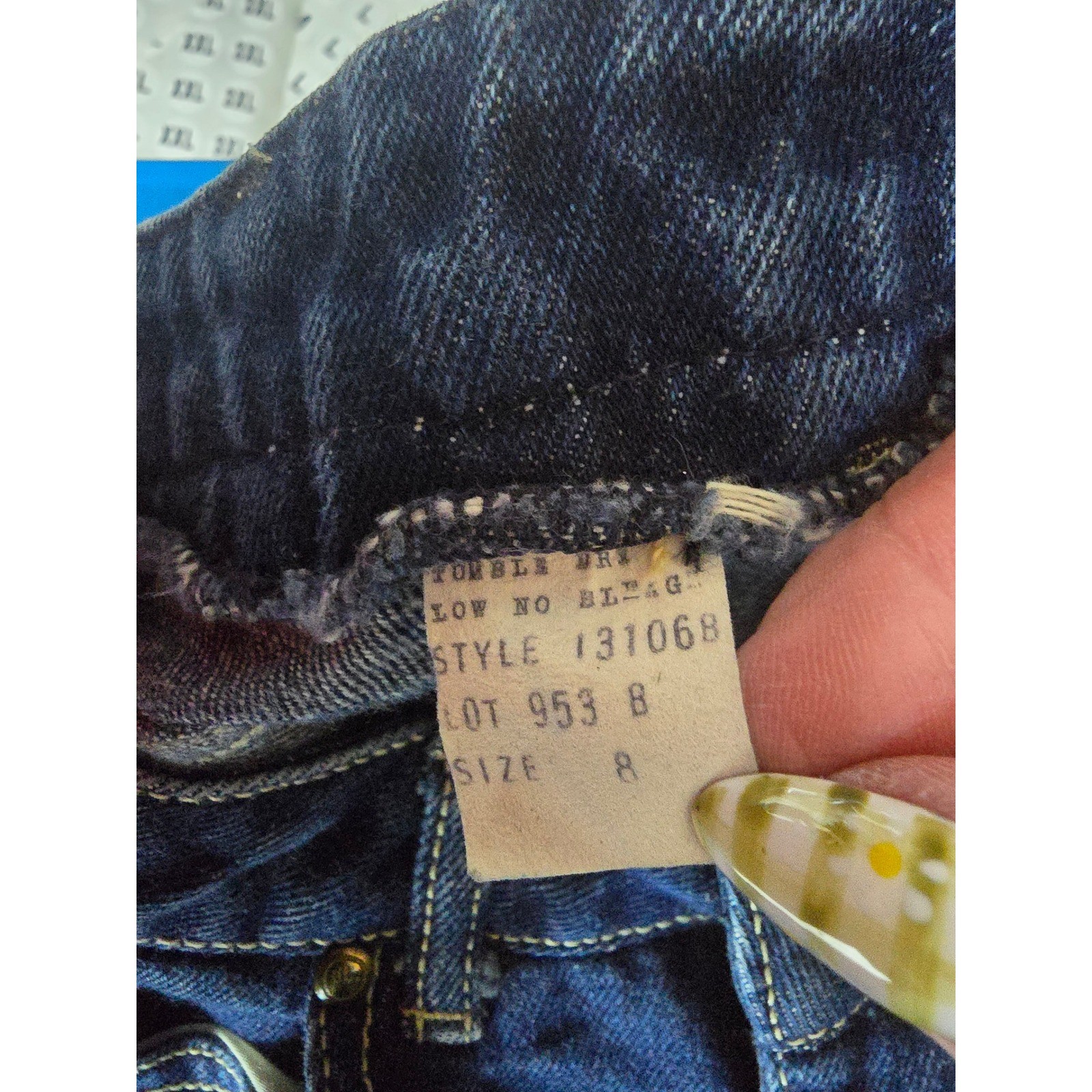 Vintage Sasson High Waisted Straight Leg Jeans Dark Wash Size 8 Style 131068