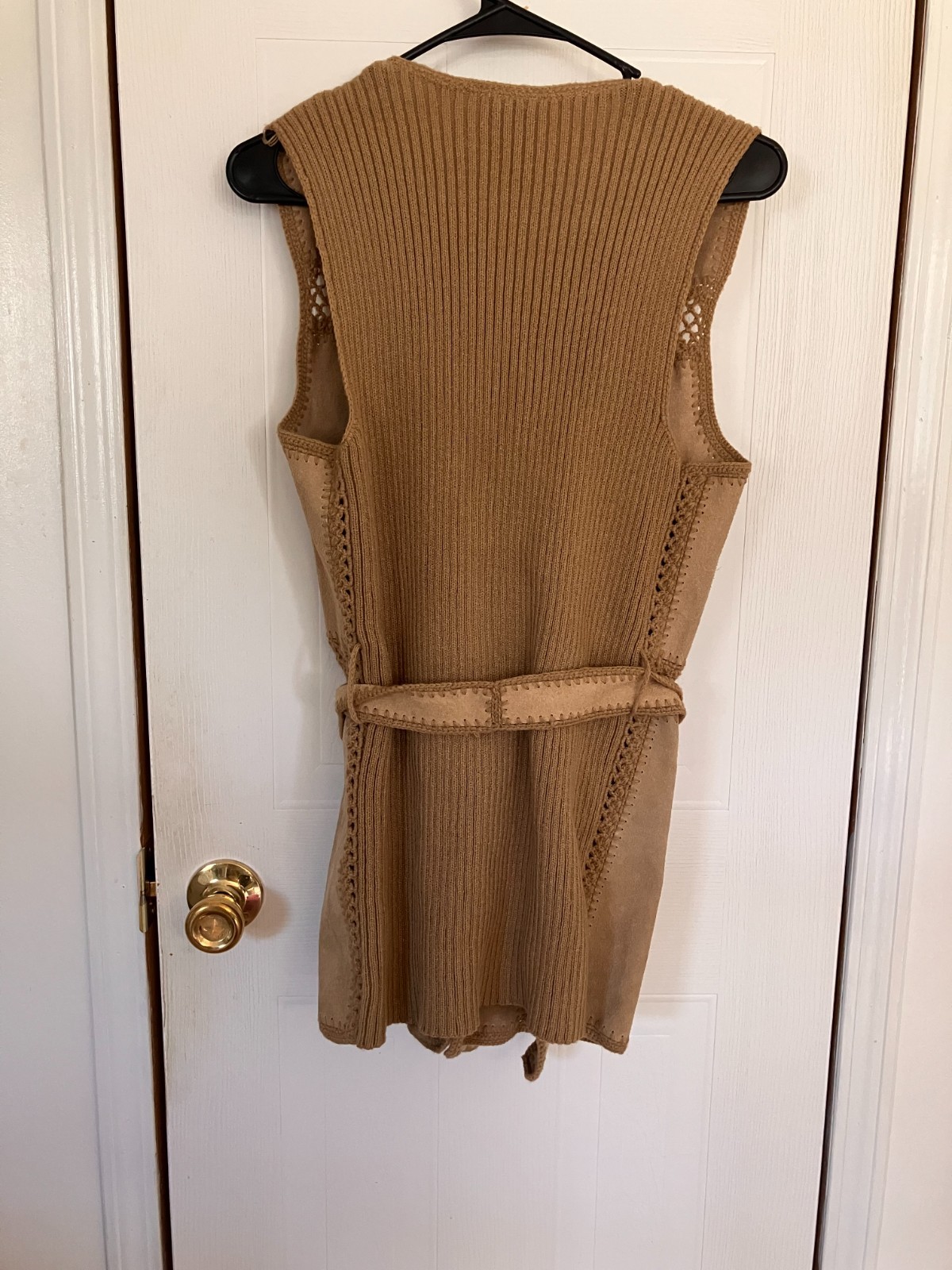 Vintage suede leather crochet belted vest western boho festival hippie cowgirl