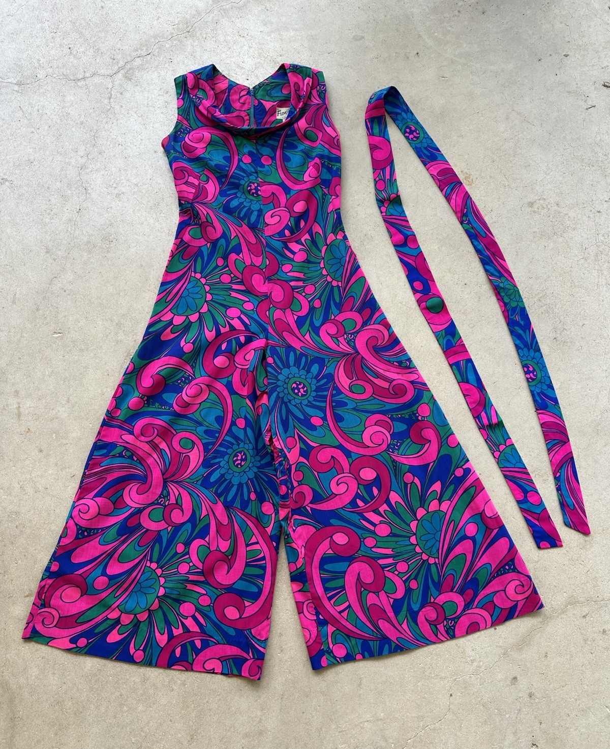 1960s Fumis Waikiki Hawaiian Palazzo Jumpsuit Psychedelic Floral Hostess Mod VTG