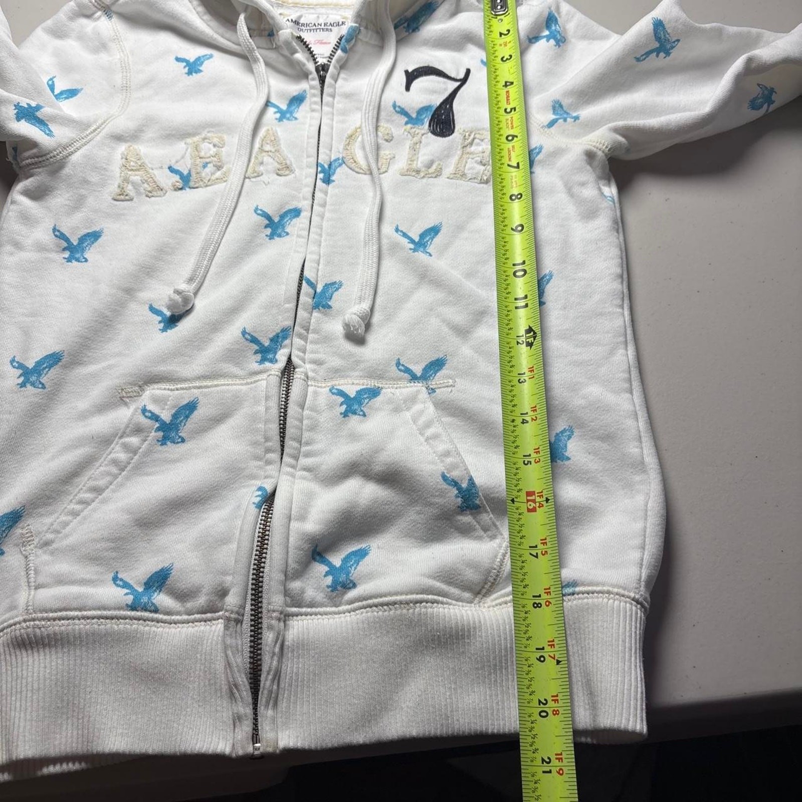 Y2K Fitted American Eagle White & Blue Eagle Print Zip Up Jacket