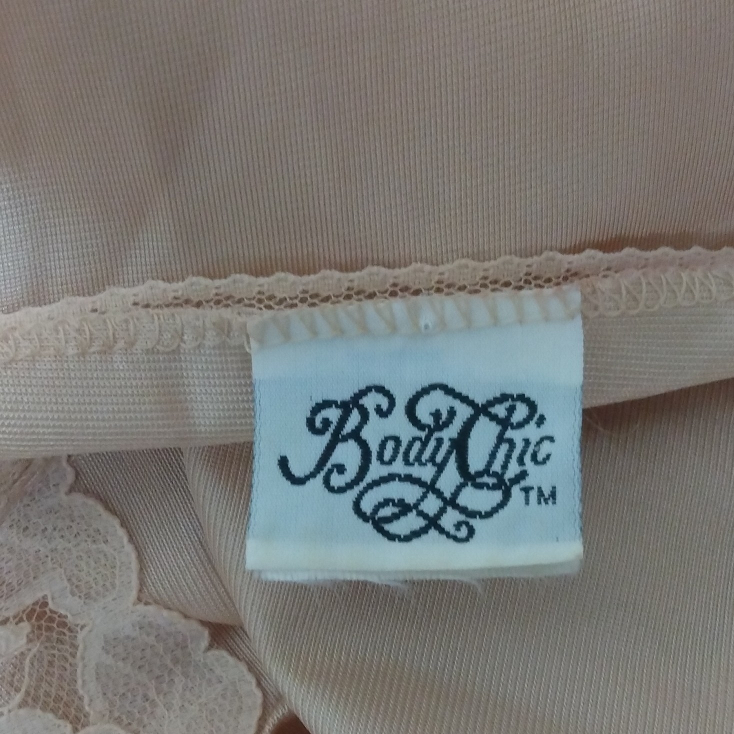 Body Chic Vintage Beige 100% Nylon Tricot Lace Trim Slip Size 34