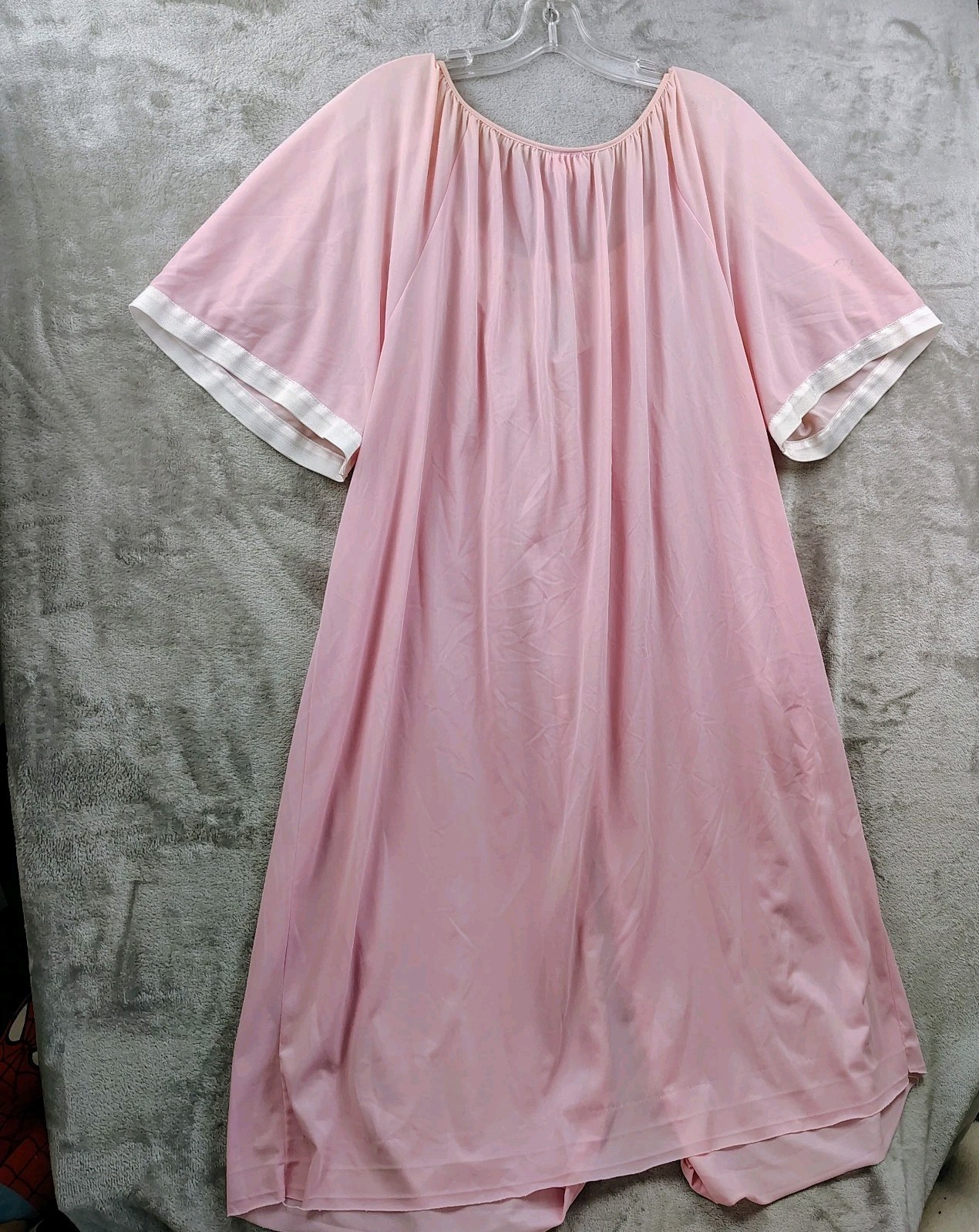 VINTAGE KELLY REED PINK ROBE Size 26W Night Gown Embroidered