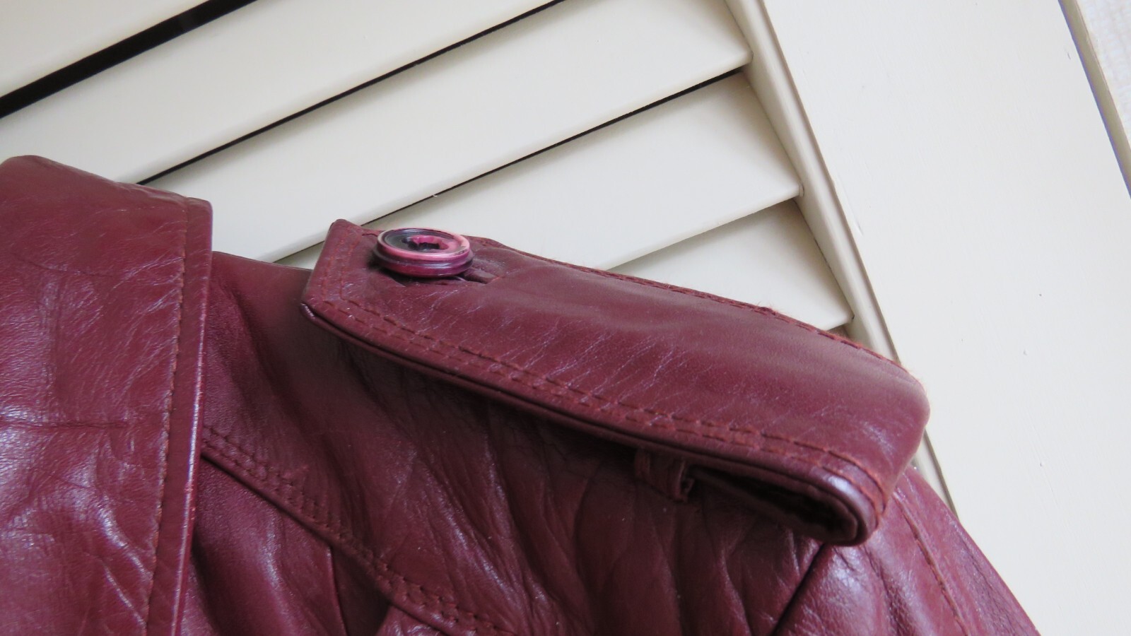 Vintage Men’s/Ladies Etienne Aigner Burgundy Leather Jacket Size MEDIUM 36-38