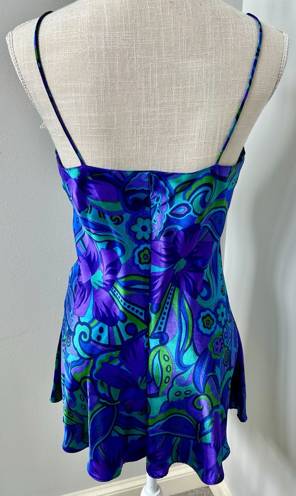Vintage Cacique Fitted Gown And Robe Set, Gown Small, Robe Medium, Excellent