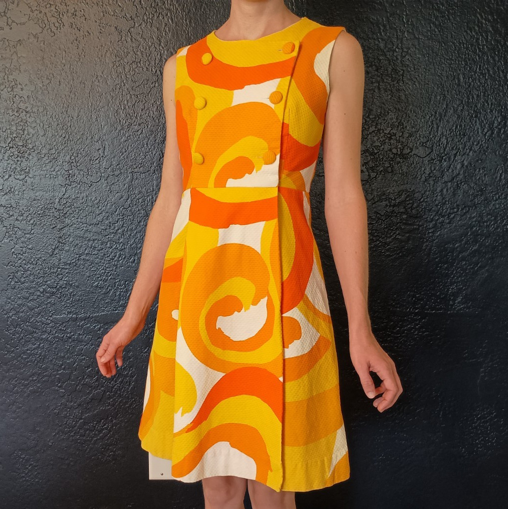 VTG Malia Hawaii 60s MCM Psychedelic Mod Gogo Mini Dress Atomic Orange SMALL