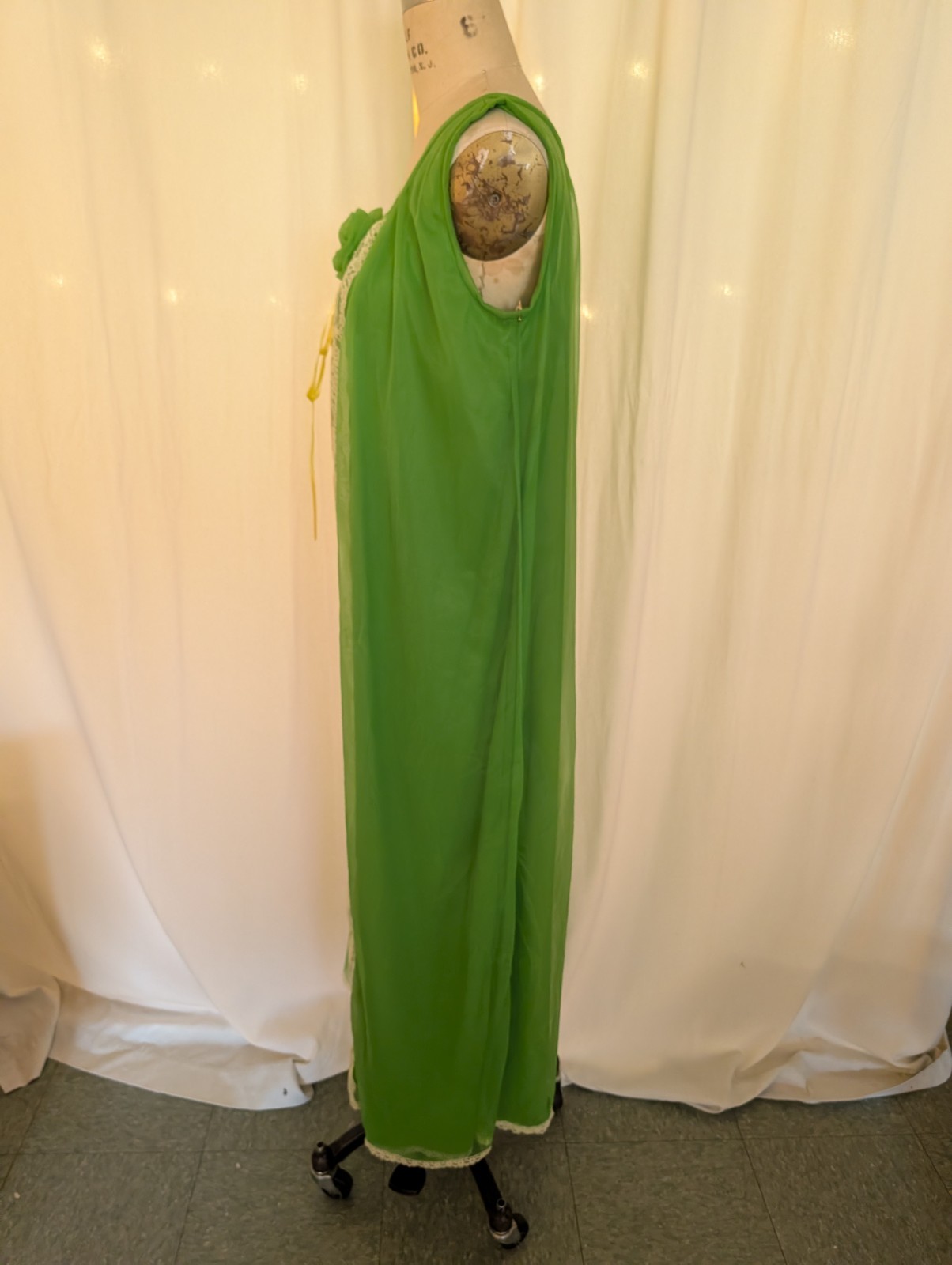 Vintage 1960s Lime Green Nightgown Size XL Full Length Maxi Lace Rosette Sheath