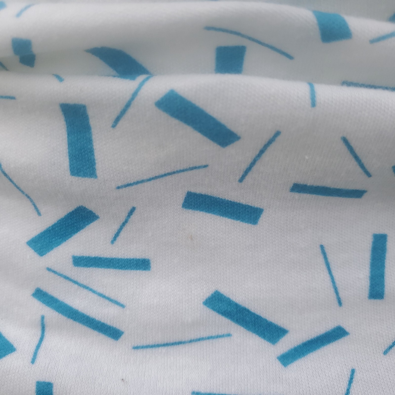 Vintage 1980’s 50/50 Tube Top White with Blue Print Single Stitch Made in USA
