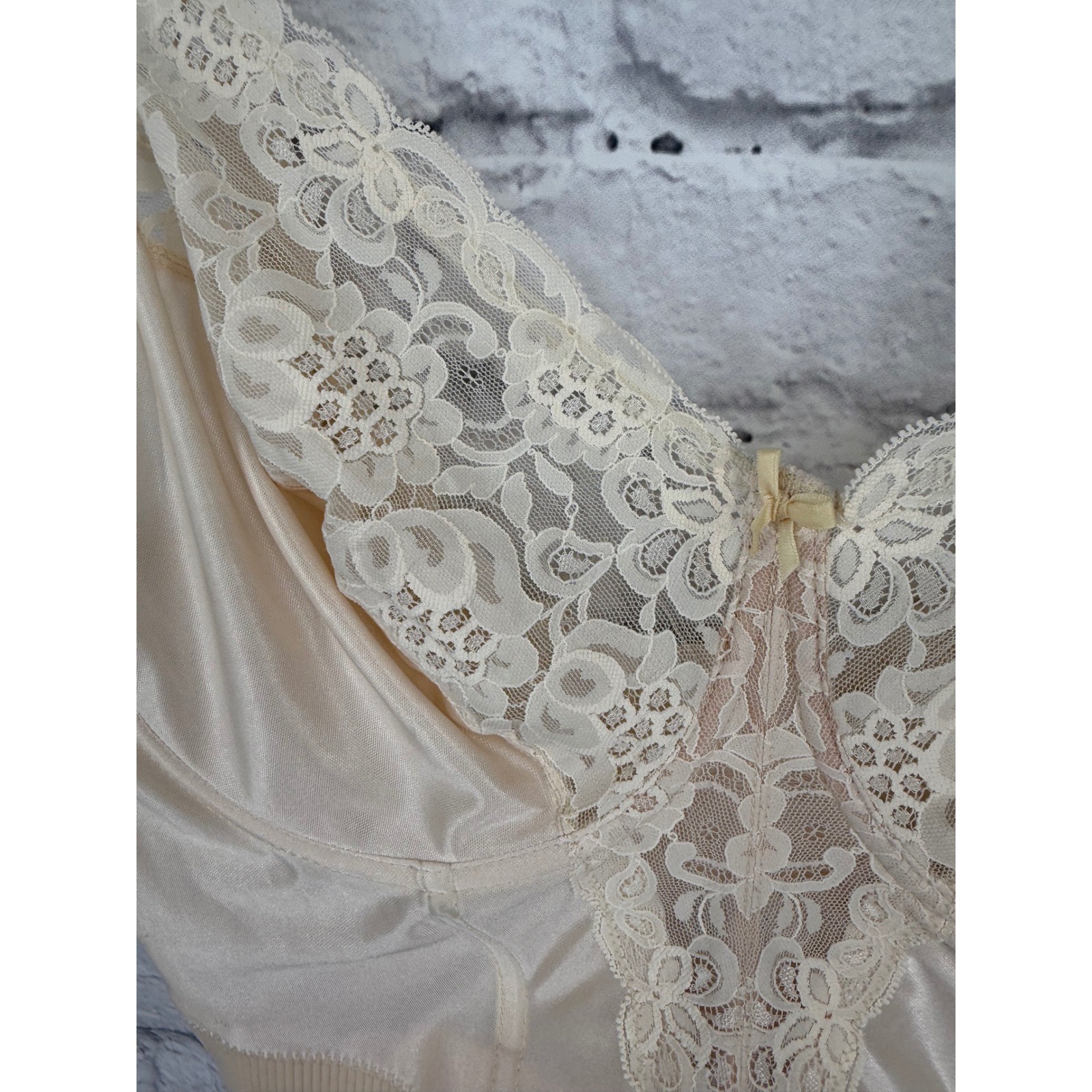 Vintage Va Bien Ivory Satin Lace Longline Bra 42DD Coquette Bridal Bustier