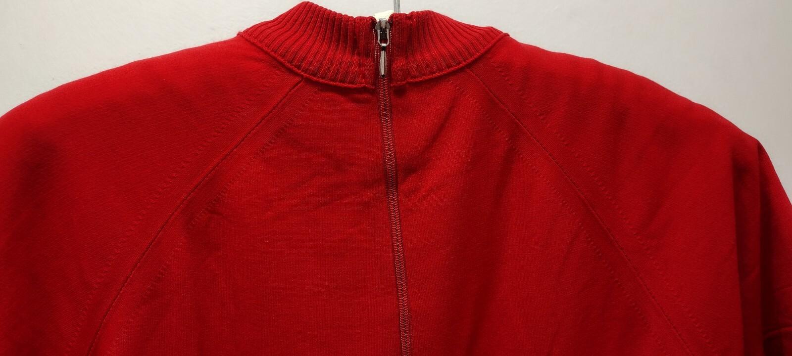 RED Top Mock Turtleneck S Short Sleeve Evening Wear Christmas 1960s Mod