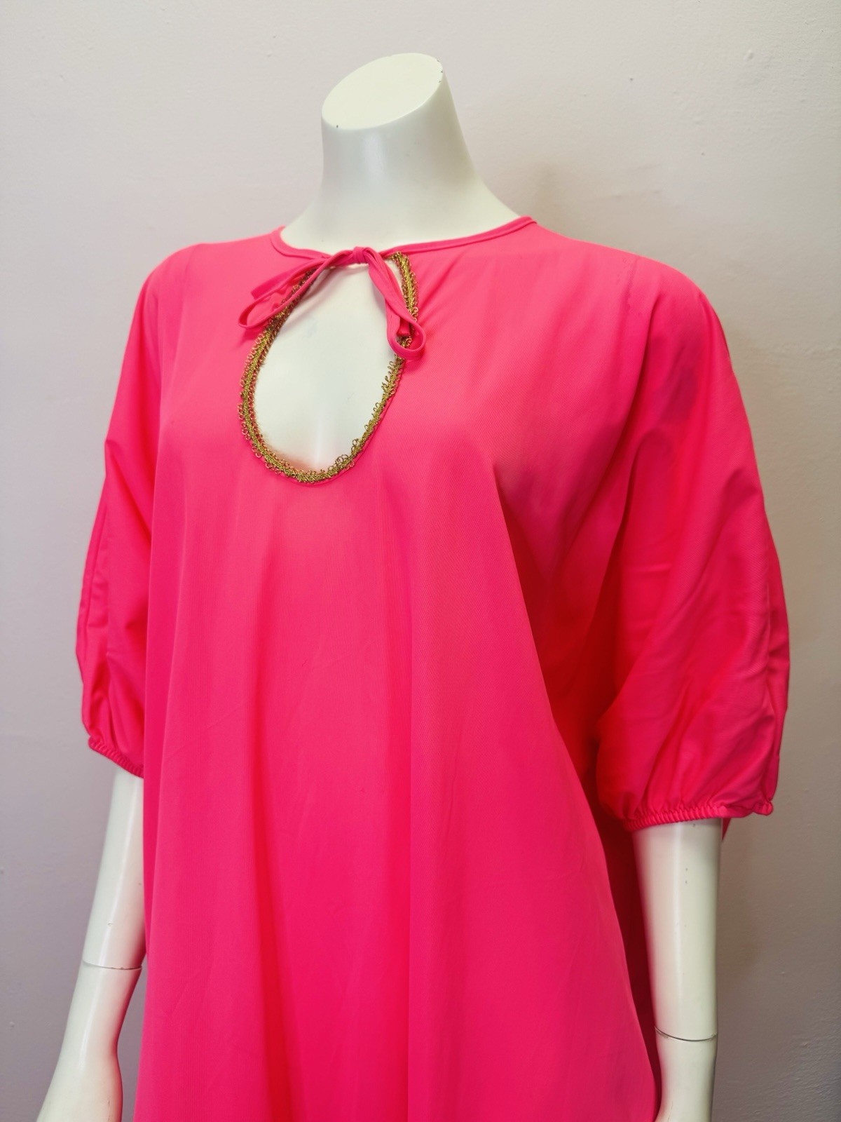 Vintage 60’s 70’s Hostess Caftan Nightgown Nylon Day-glo Pink Maxi Dress Onesize