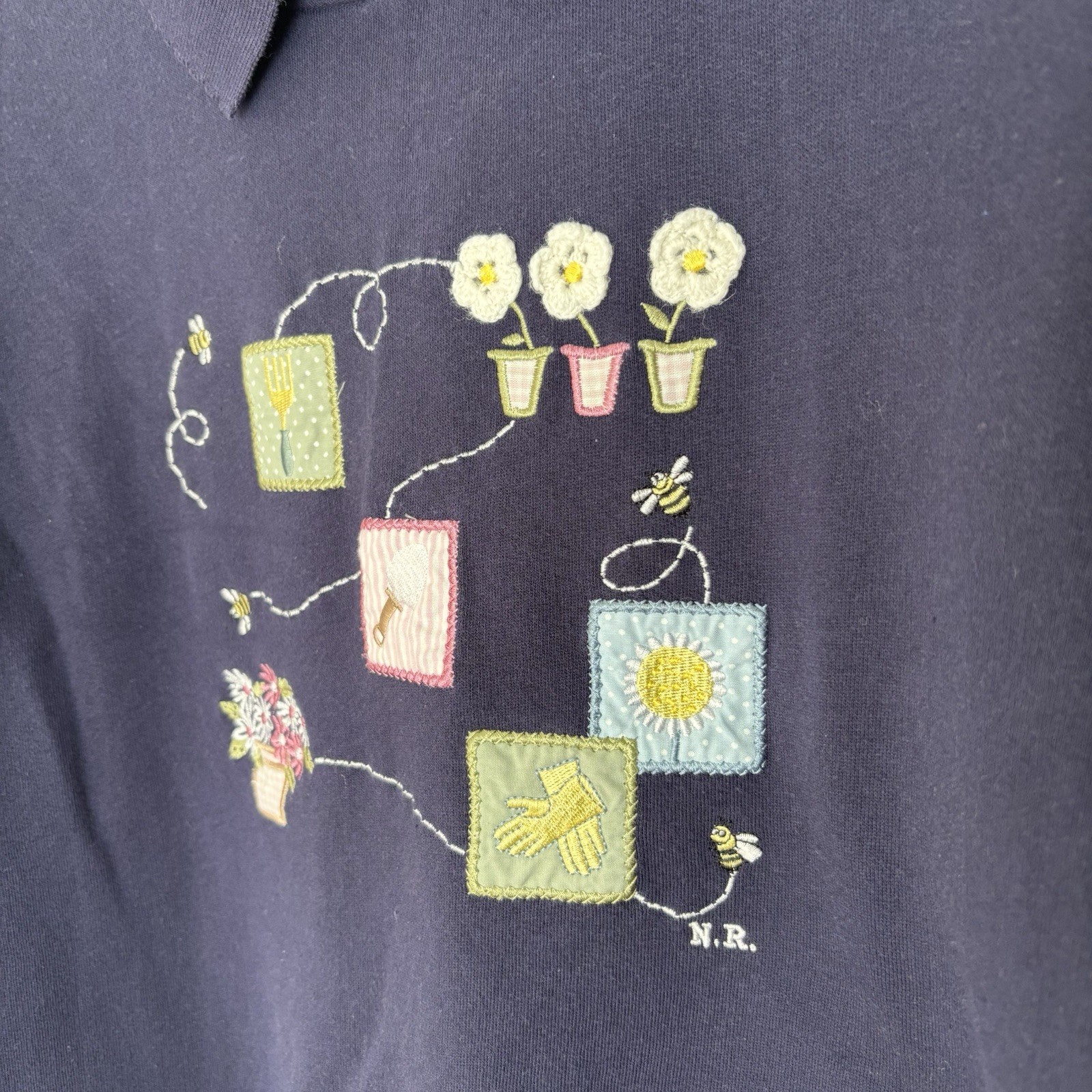 VTG 90s Northern Reflections Gardening Flowers Bees Collar Crewneck Sweatshirt-L
