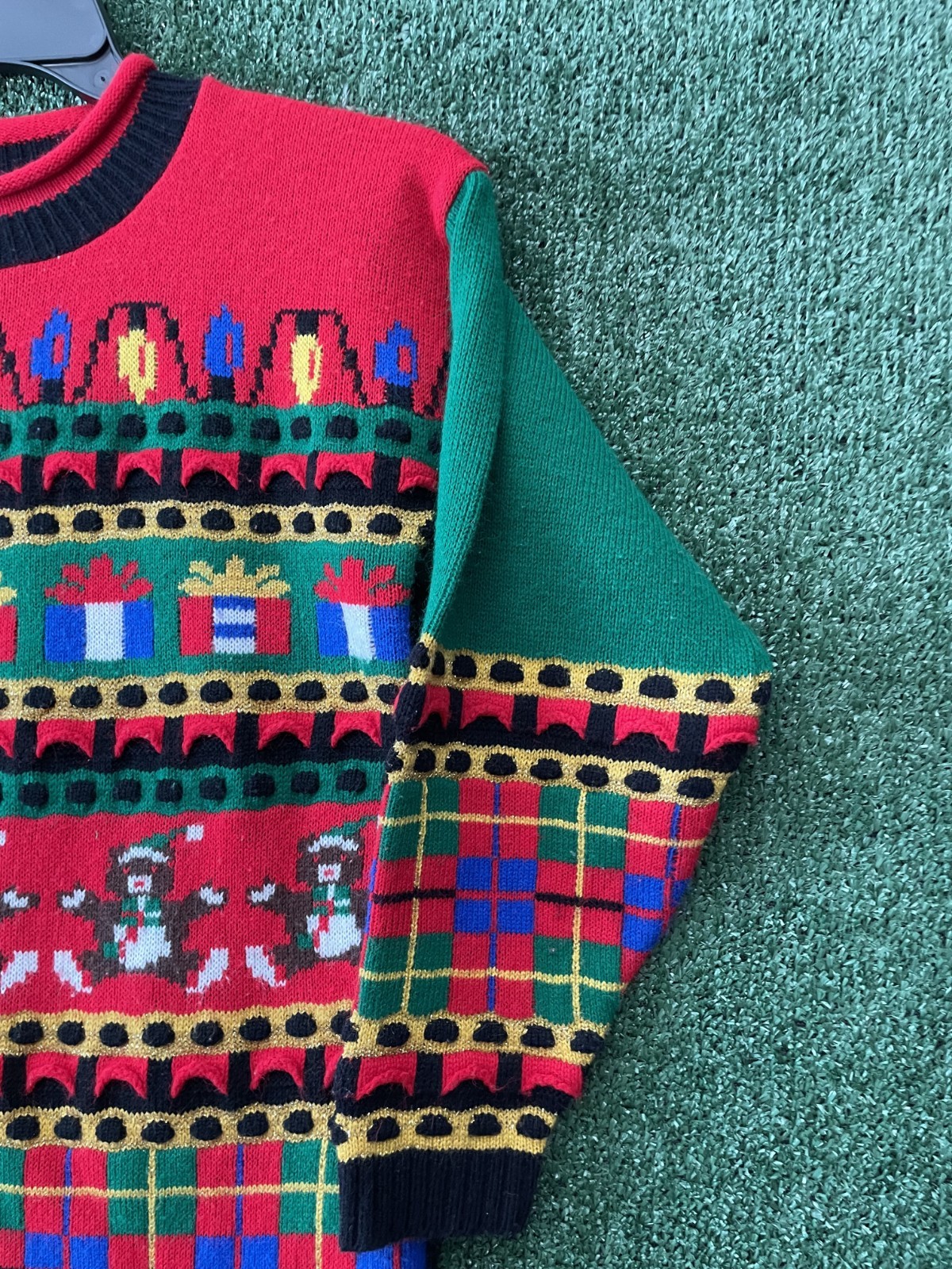 Knitwaves Sweater Knitted Christmas Bears Gifts Size Large 7575 Multicolor VTG