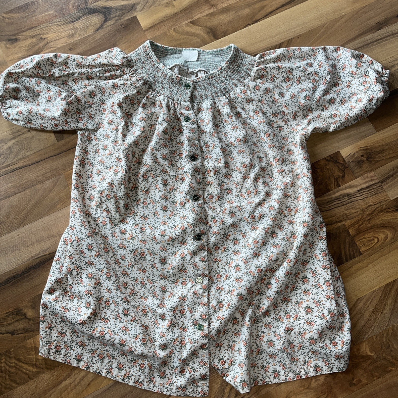 Vintage Smocked Sleeves Ditsy Floral Button top Bishop 70s Hippie Boho Cottageco
