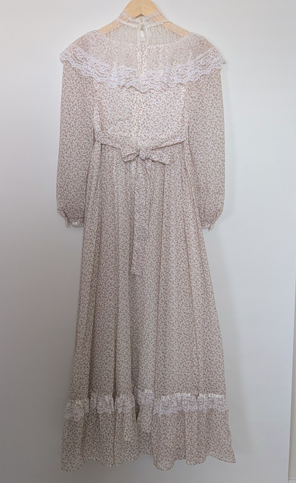Gunne Sax by Jessica Vintage Victorian Prairie Maxi Dress Lace Ribbon Pearls