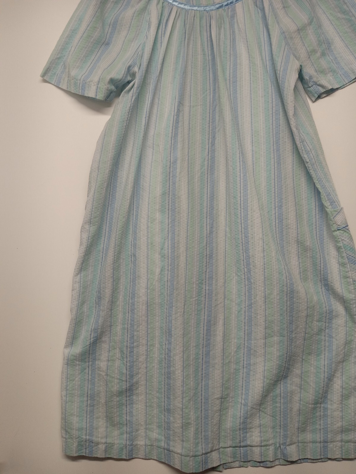 Morning Glory By Jasmine Rose NIGHTGOWN womens Size Small Petite Pastel Blue