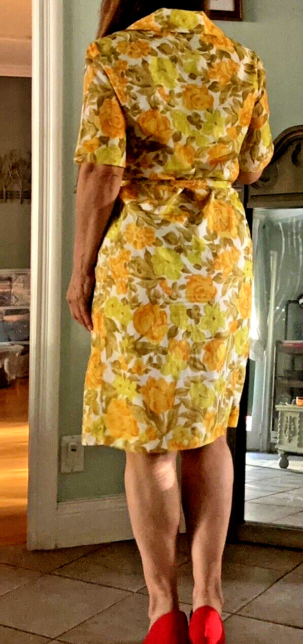 Vintage Ca 1960s sleeveless yellow lemon colors belt multicolor nylon dress